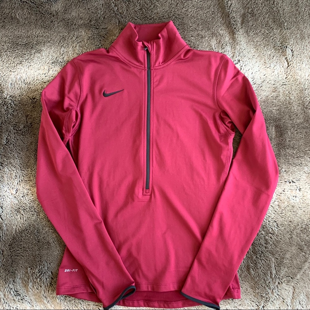 Nike Half Zip